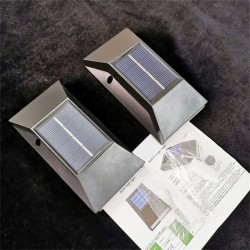2pcs 6led Solar Wall Light Weather-proof Outdoor Step Lamp for Path Garden Patio Pathway Stairs Cold White
