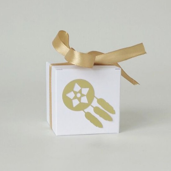 50pcs White Kraft Paper Candy Box Square Container for Wedding Party 5.5*5.5cm Gold wind chimes